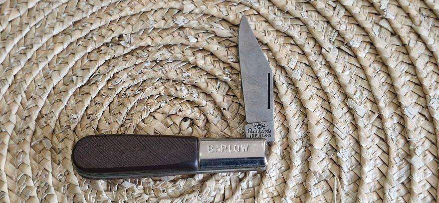 Lot of 11 Vintage,  Collectable, reknown makers, pocket knifes !! Don't miss them !