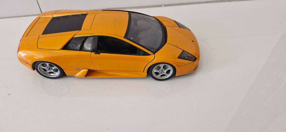 Bargain ! 3 x Die cast Model Cars in 1 lot !