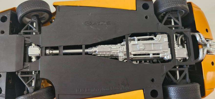 Bargain ! 3 x Die cast Model Cars in 1 lot !