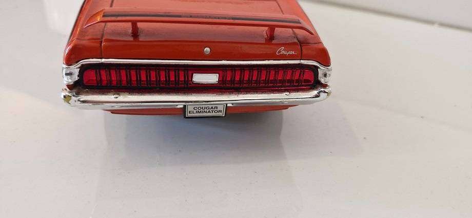 Bargain ! 3 x Die cast Model Cars in 1 lot !