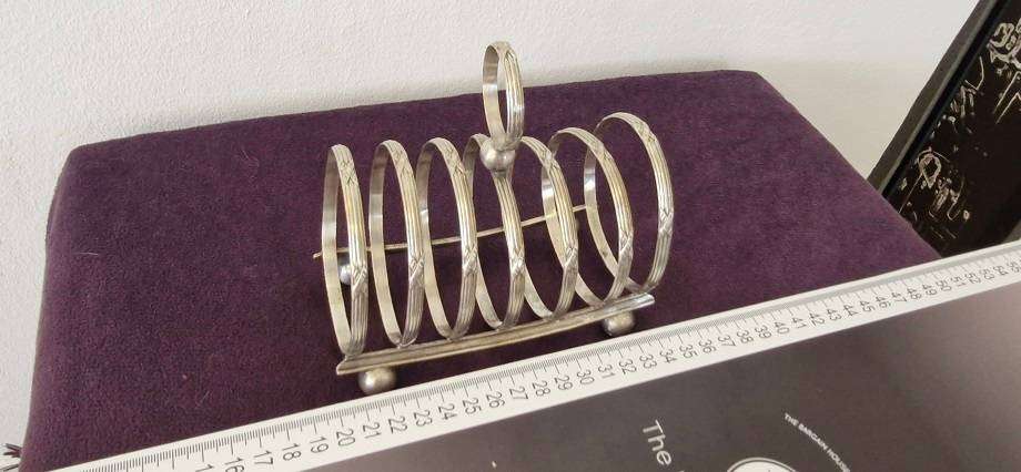 Great Find ! Victorian Hallmarked toast server in nice condition !