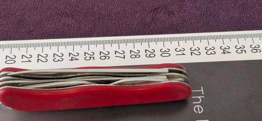 Stunning Vintage Victorinox Army/ Special forces knife with lock !