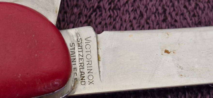 Stunning Vintage Victorinox Army/ Special forces knife with lock !