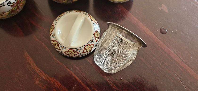 Beautiful Bargain ! Vintage Chinese Tea Set in perfect condition !