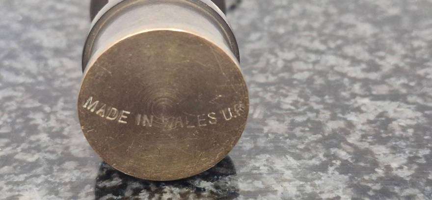 For the Collector ! Vintage Mini E.Thomas & Williams Ltd Cambrian Brass Lamp !