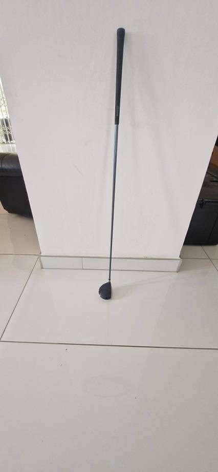 Golfers Bargain ! Quality Mizuno Tava 18 deg. 3 Fairway driver in good condition !