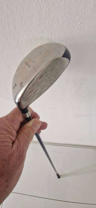 Golfers Bargain ! Quality Mizuno Tava 18 deg. 3 Fairway driver in good condition !