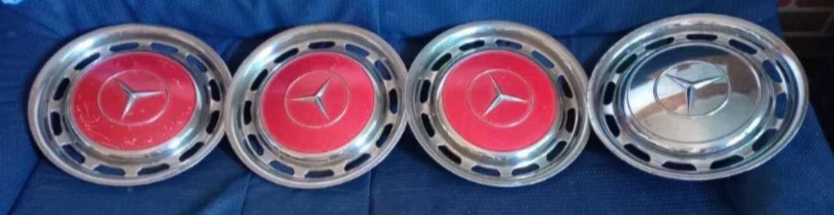 Mercedes-Benz wheel  caps 14"