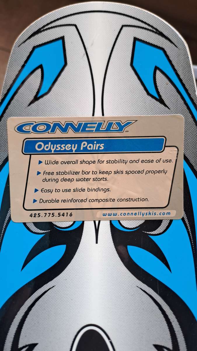 Connelly Odyssey Combo Waterskis with an extra slalom waterski