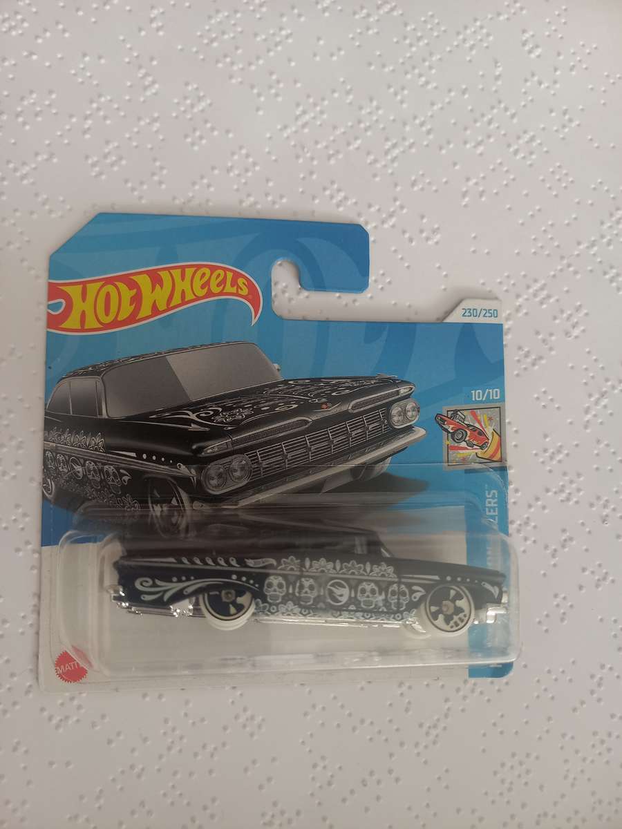 Hot wheels Treasure Hunt 1959 Chevy Impala