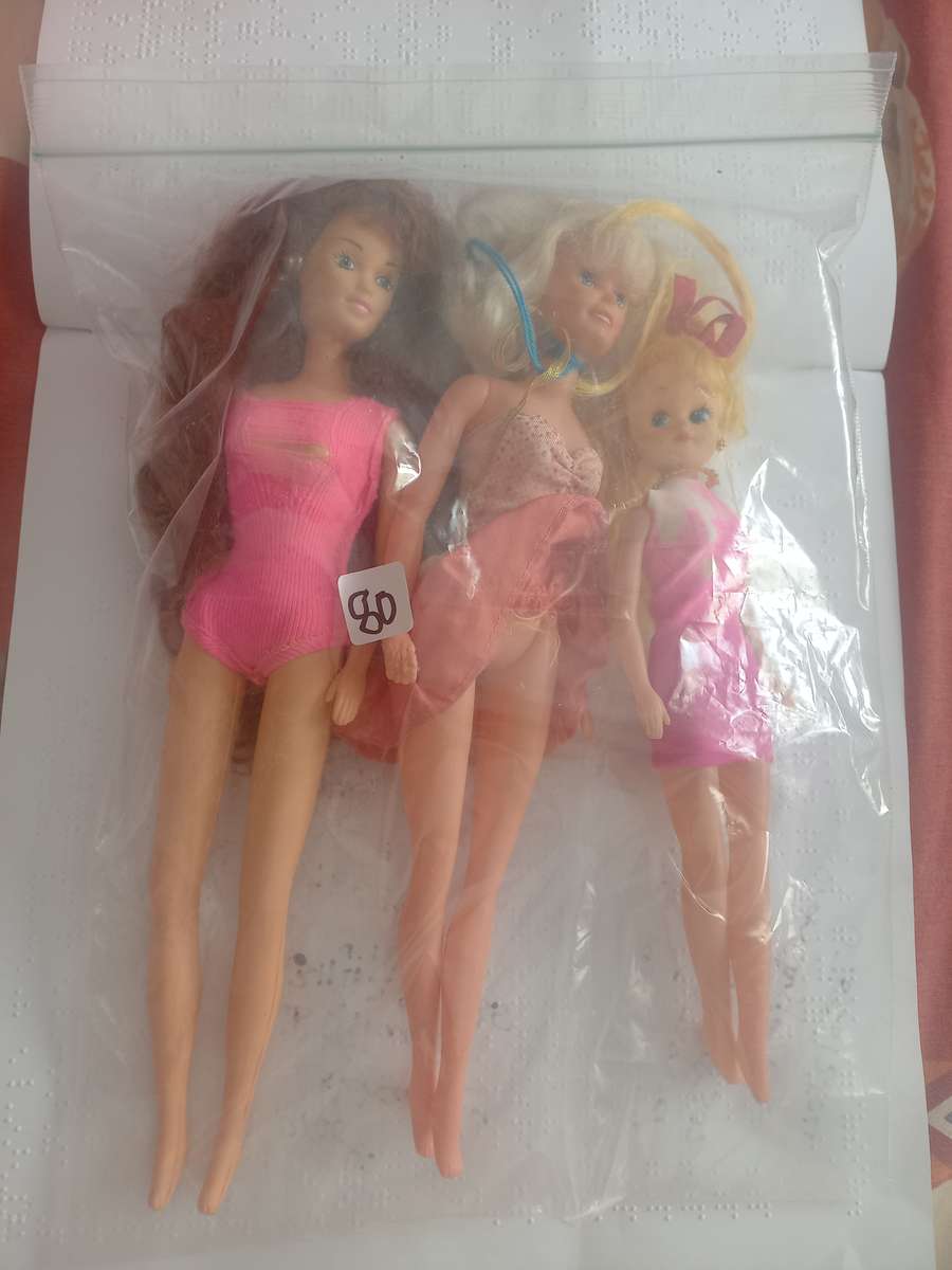 3 x dolls - barbie like but not barbies