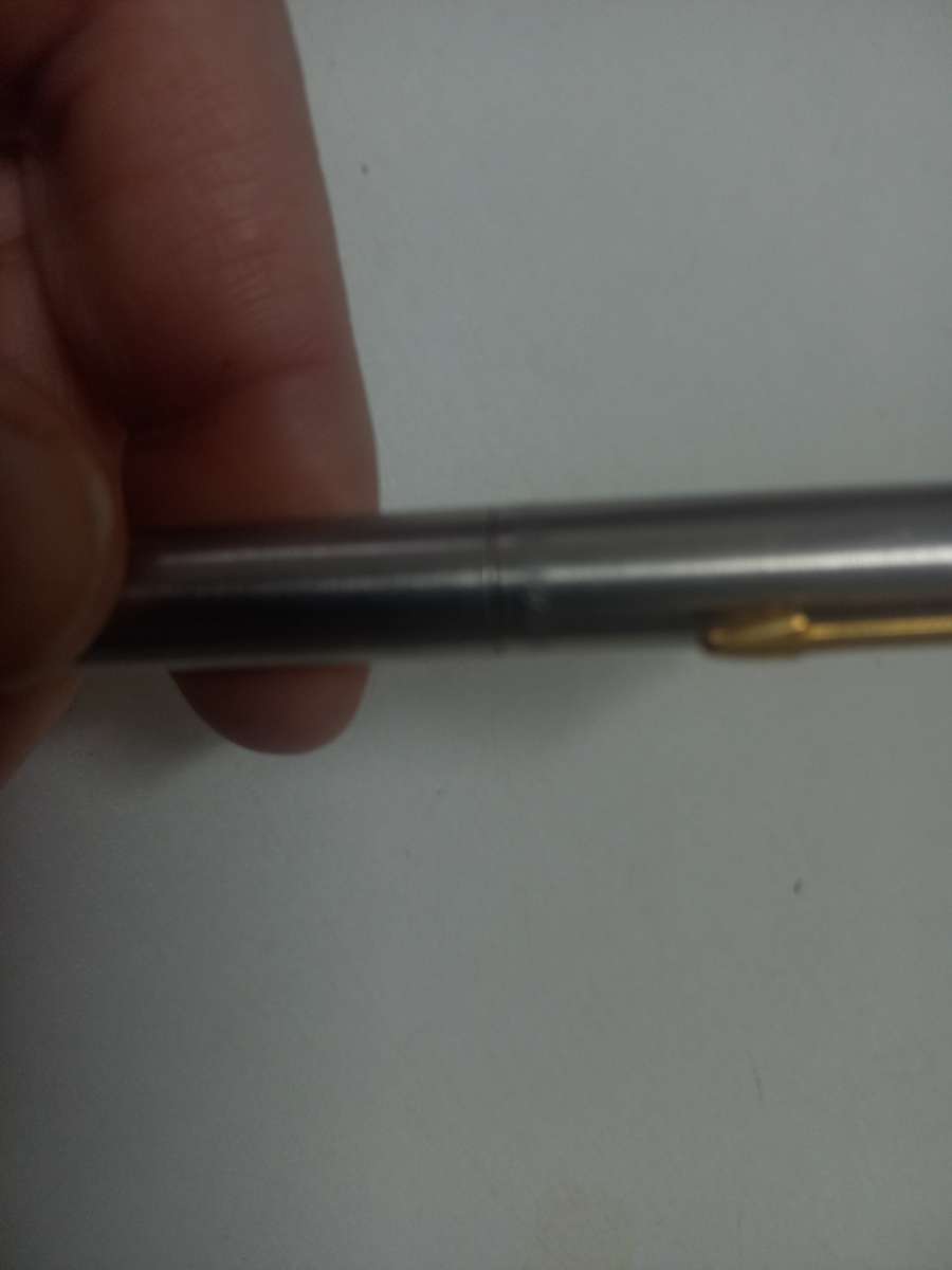 Parker Stainless steel Fountain pen with gold trim