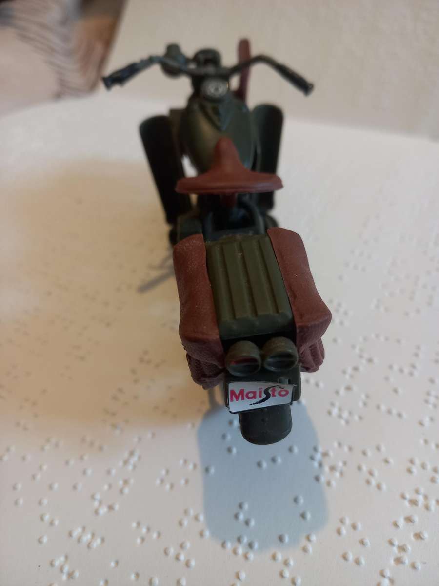 Maisto Harley Davidson military