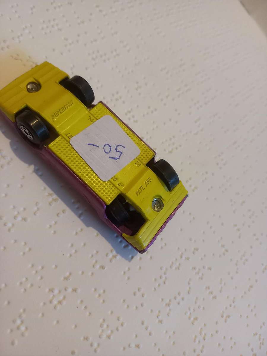 Matchbox Alfa Romeo Carabo - broken right rear suspension