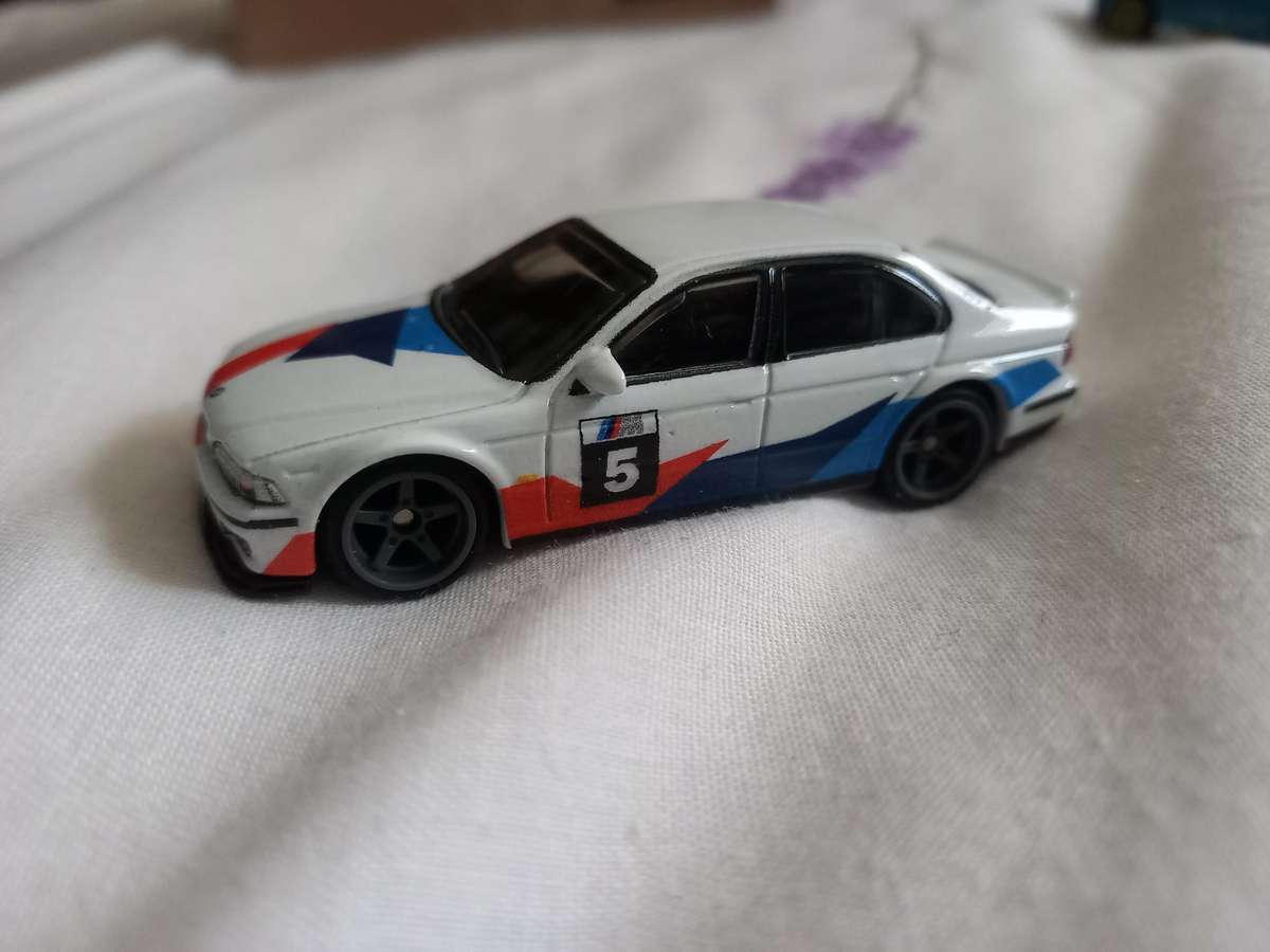 Hotwheels 2001 BMW M5