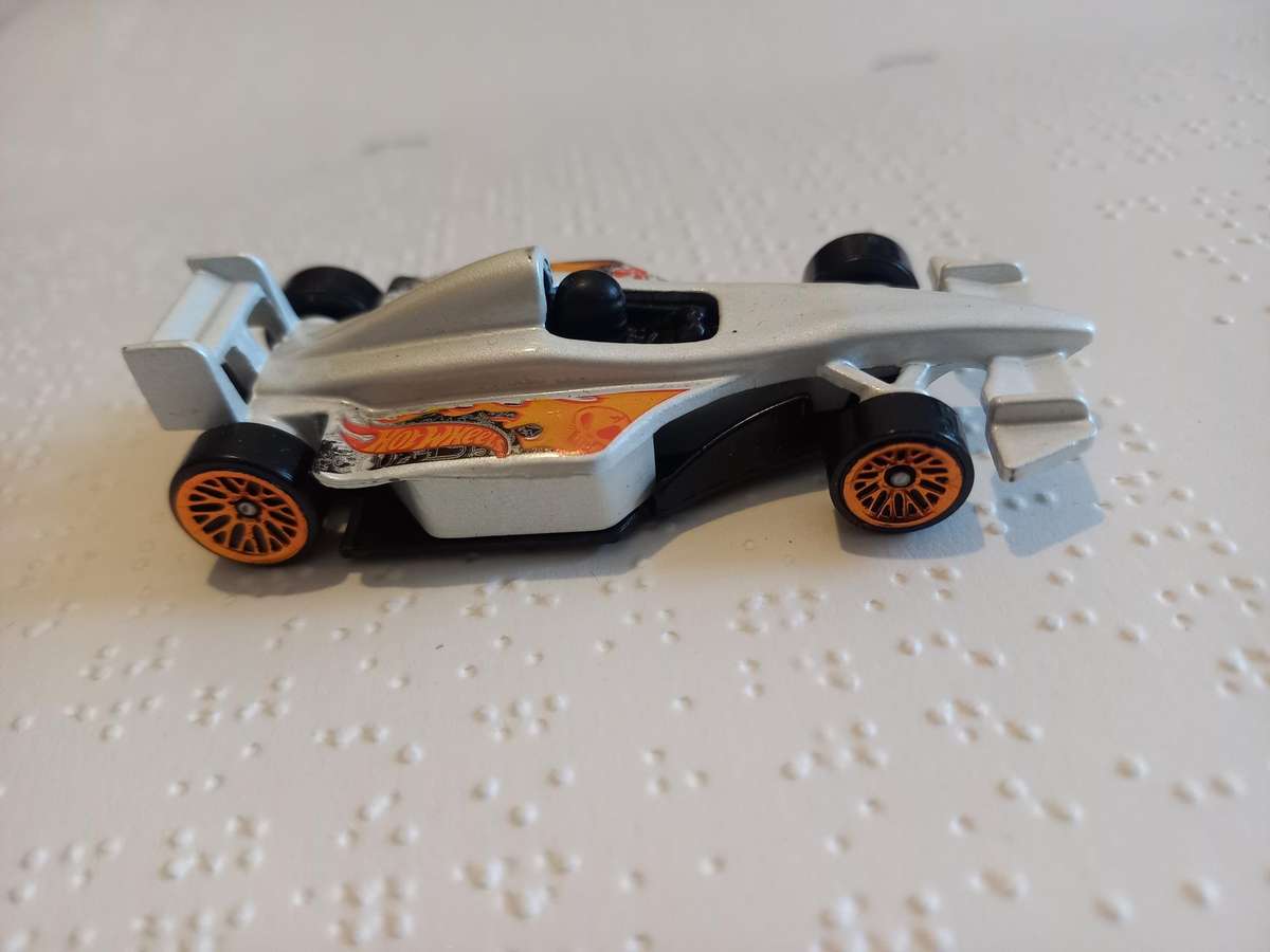 Team Hotwheels F1 Racer