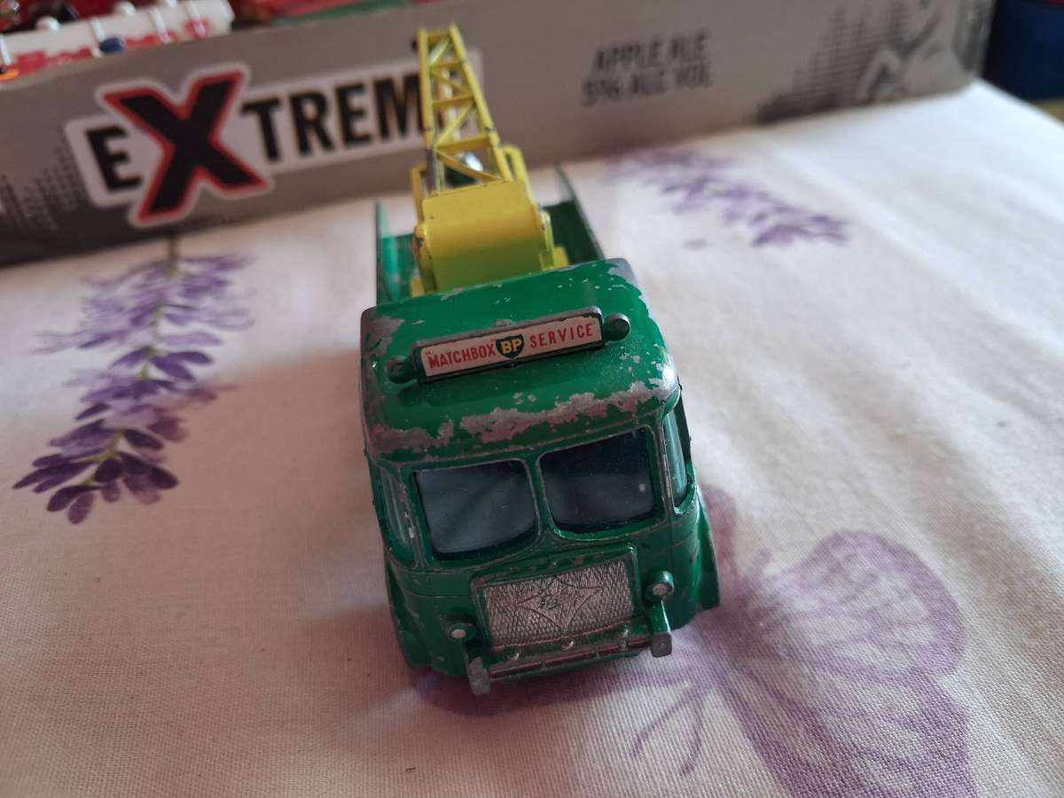 Matchbox Series King Size BP Wrecker - complete