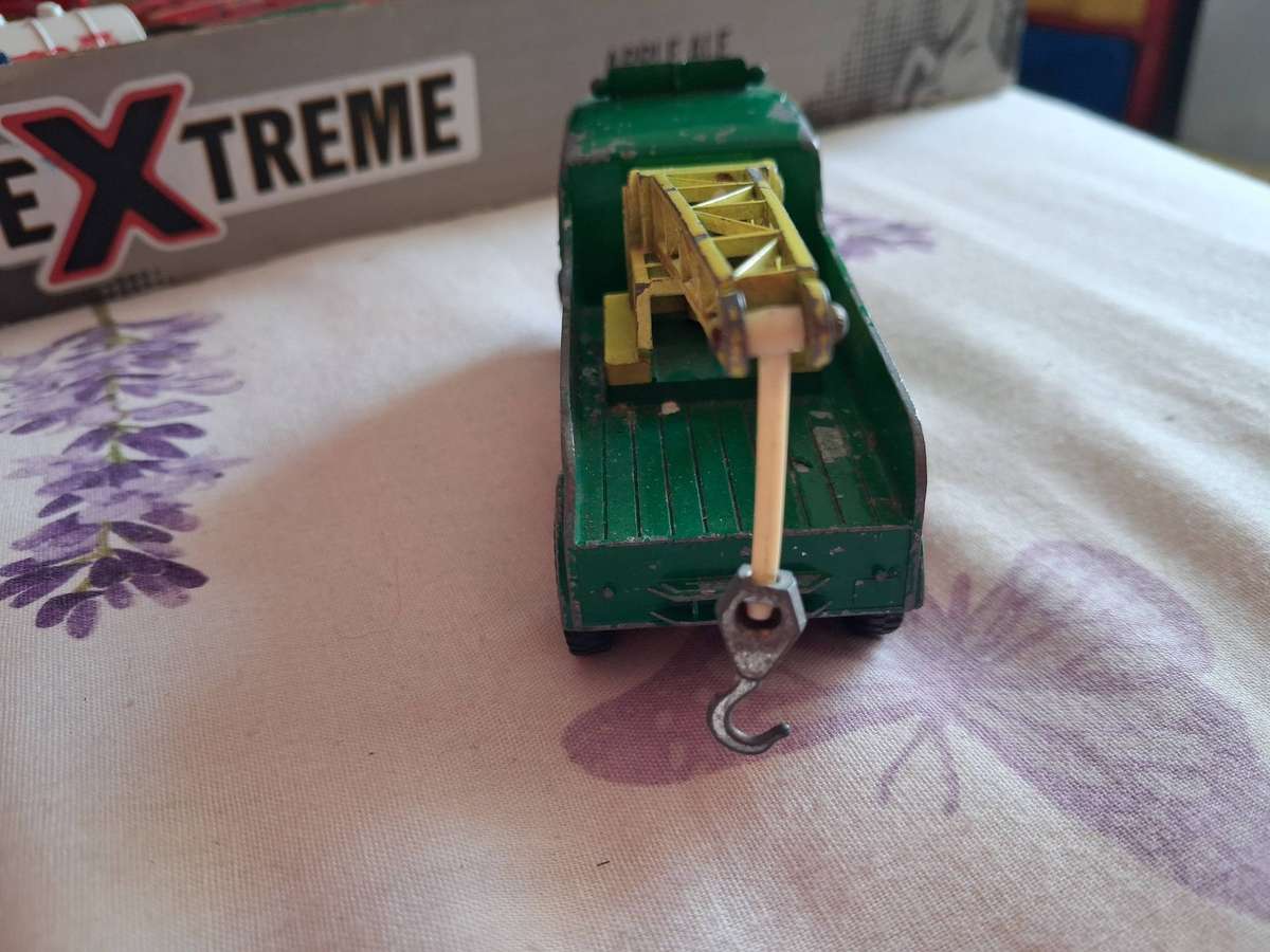 Matchbox Series King Size BP Wrecker - complete