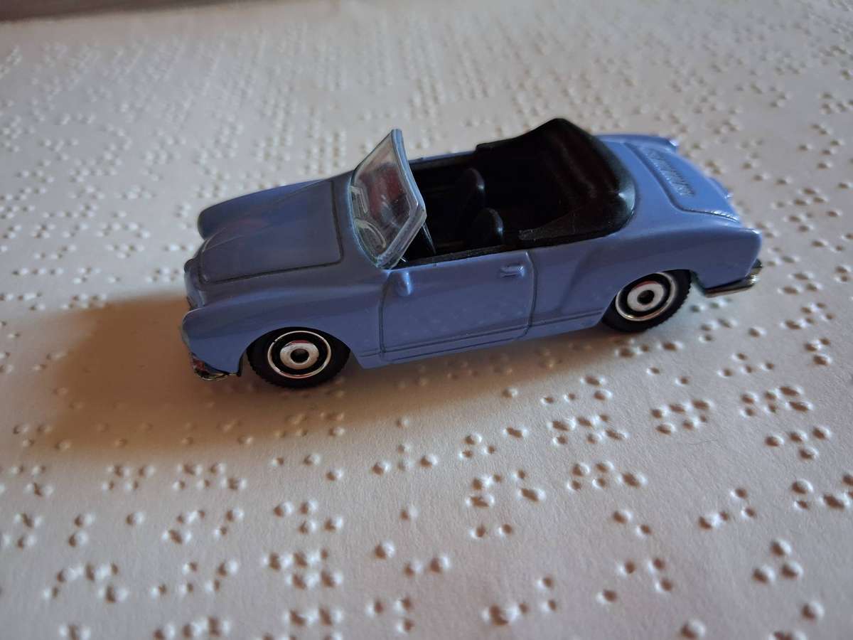 Matchbox Volkswagen Karmann Ghia convertible