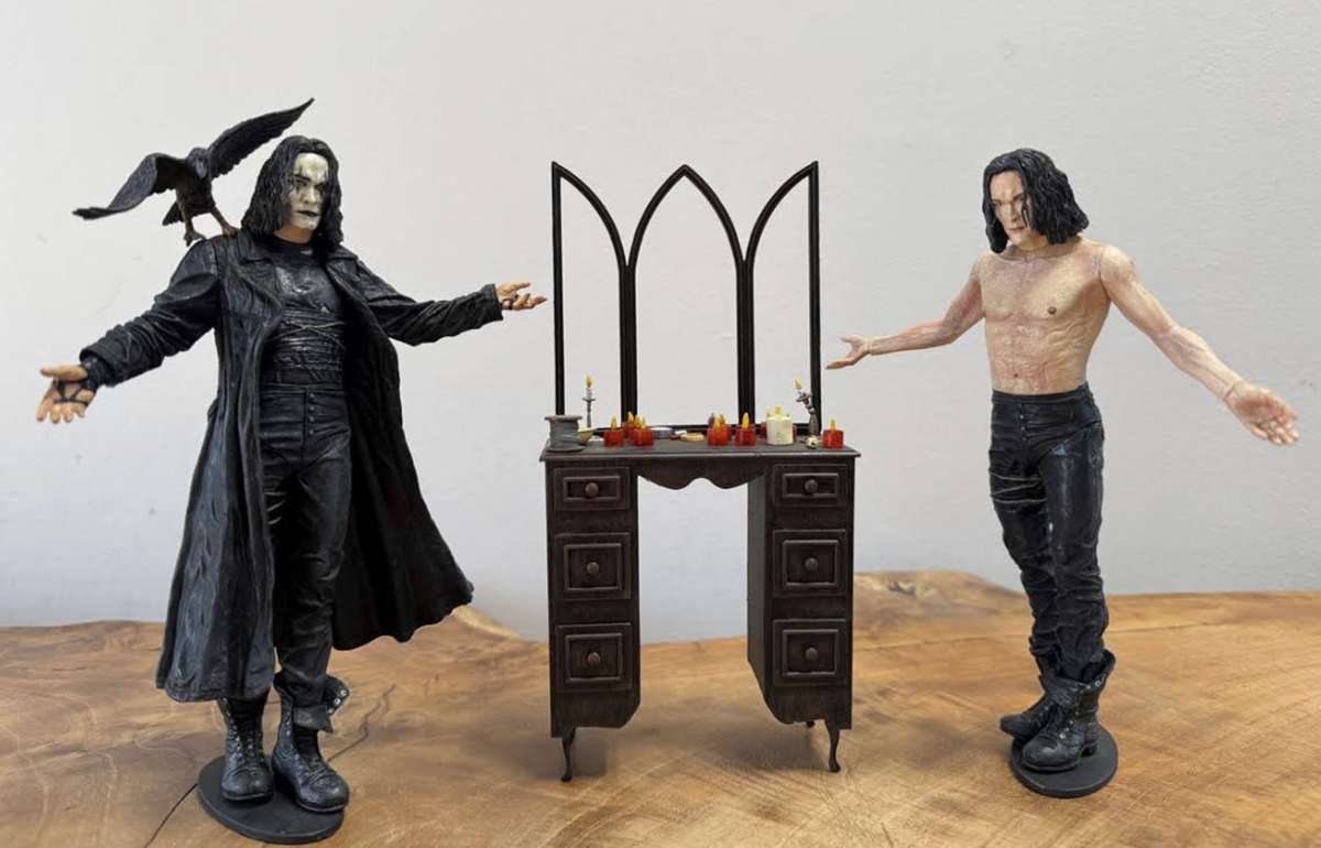 Comic Con Special - The Crow Reflections