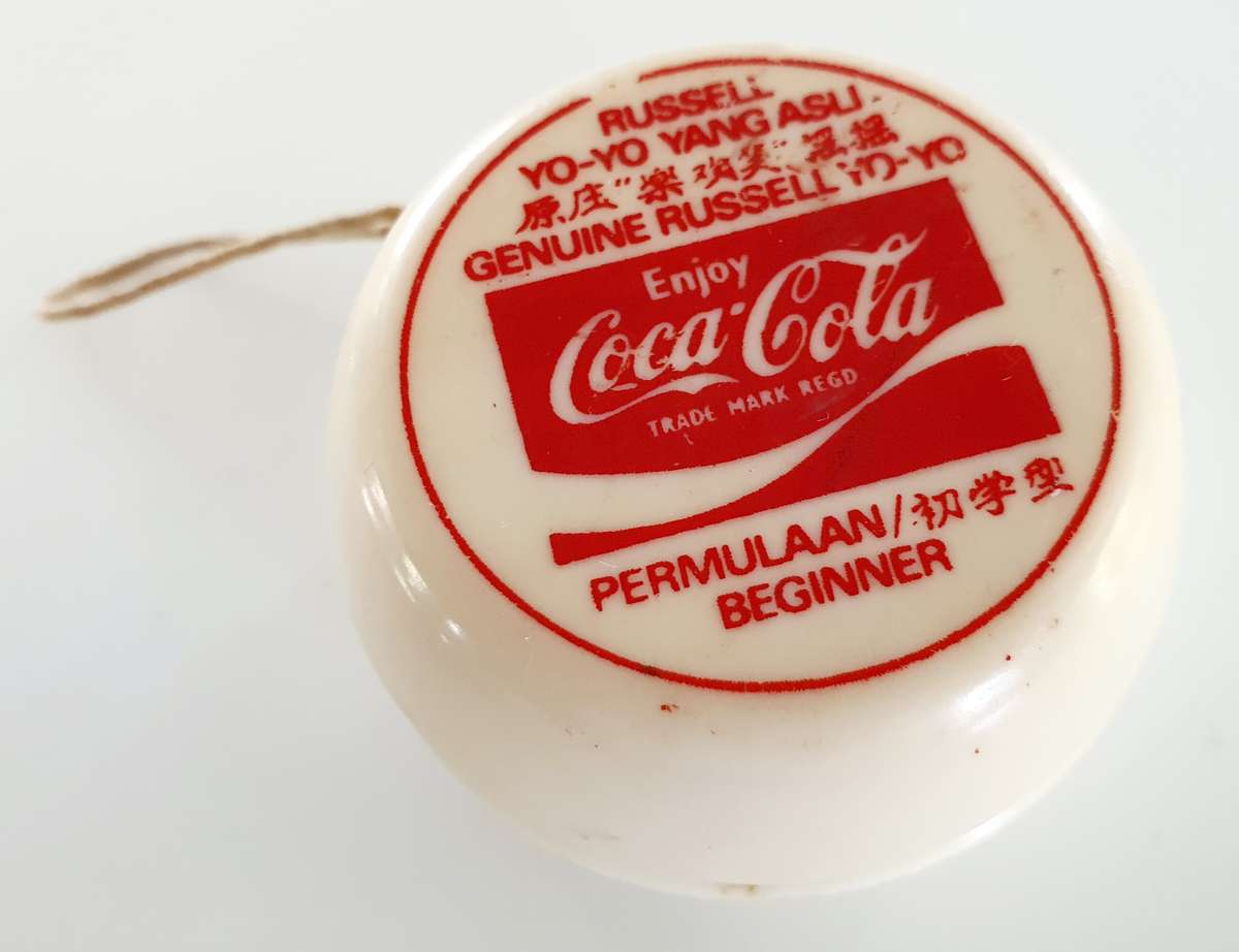 GENUINE VINTAGE COCA-COLA RUSSELL YOYO - YANG ASLI