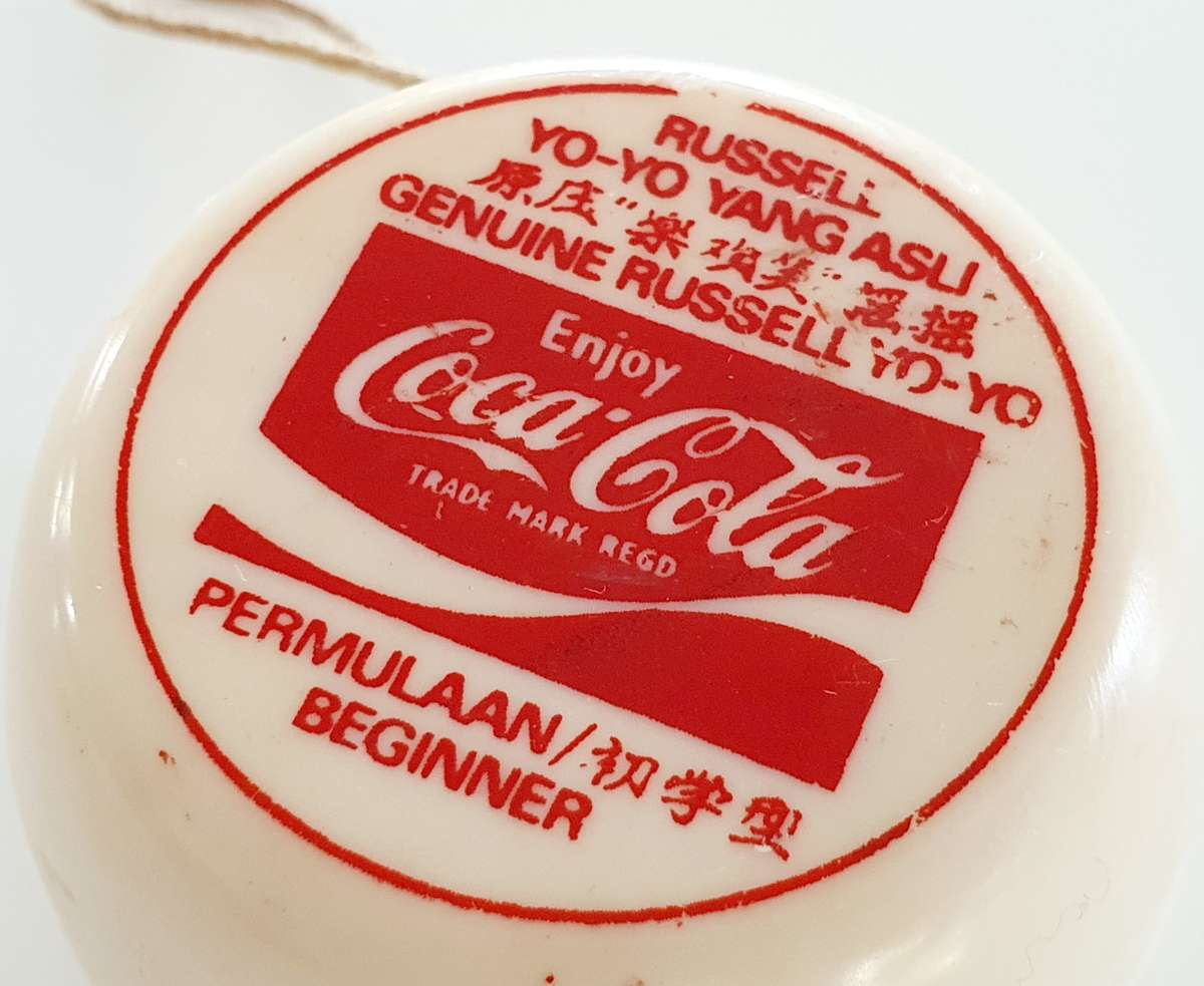 GENUINE VINTAGE COCA-COLA RUSSELL YOYO - YANG ASLI