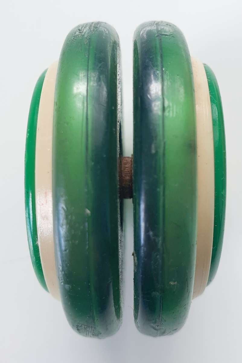 GENUINE VINTAGE SPRITE SUPER - RUSSELL YOYO + VIN. DUNCAN STRING