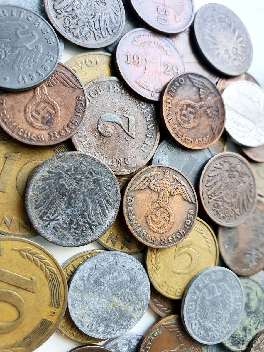 DEUTSCHES REICH PFENNIG MIXED LOT - SWASTIKA