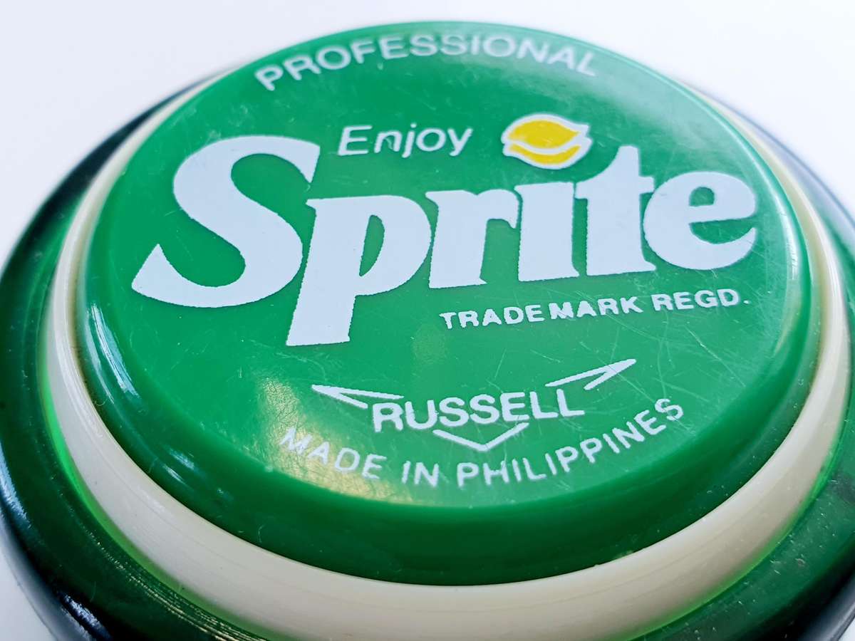 Vintage Sprite Professional Russell YoYo - Bright Green - Near Mint Condition
