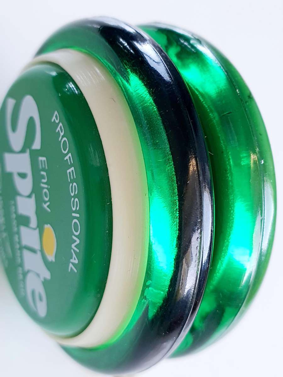 Vintage Sprite Professional Russell YoYo - Bright Green - Near Mint Condition