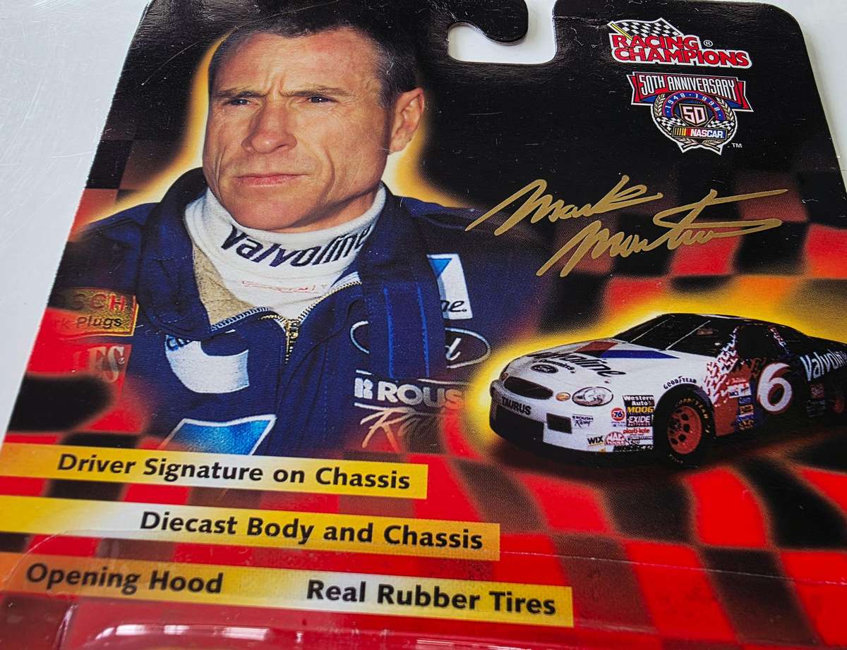 1998 RACING CHAMPIONS - 50TH ANNIVERSARY EDITION - SIGNATURE DRIVER SERIES - MARK MARTIN