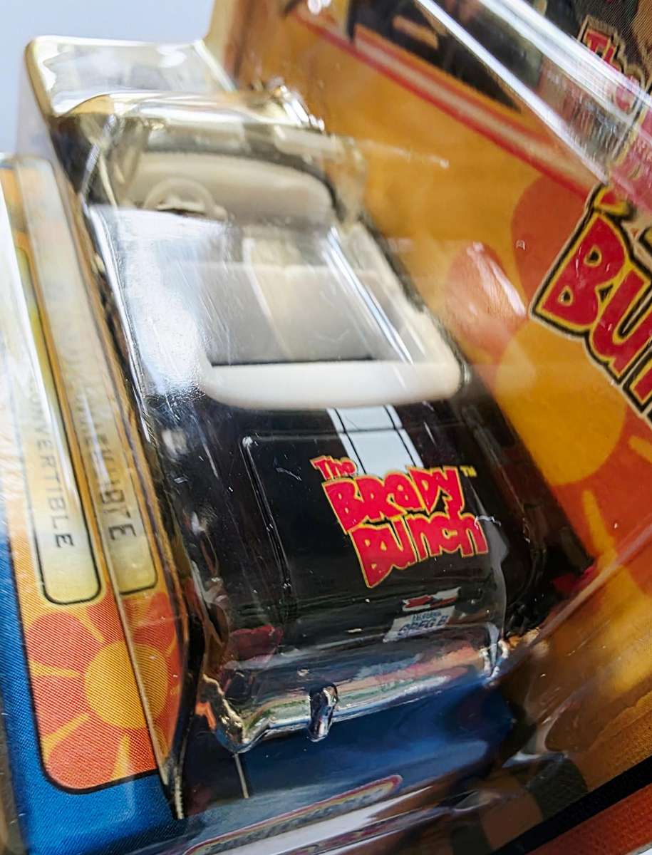 1998 MATTEL MATCHBOX - SPECIAL EDITION - THE BRADY BUNCH  - 55 CHEVY CONVERTIBLE