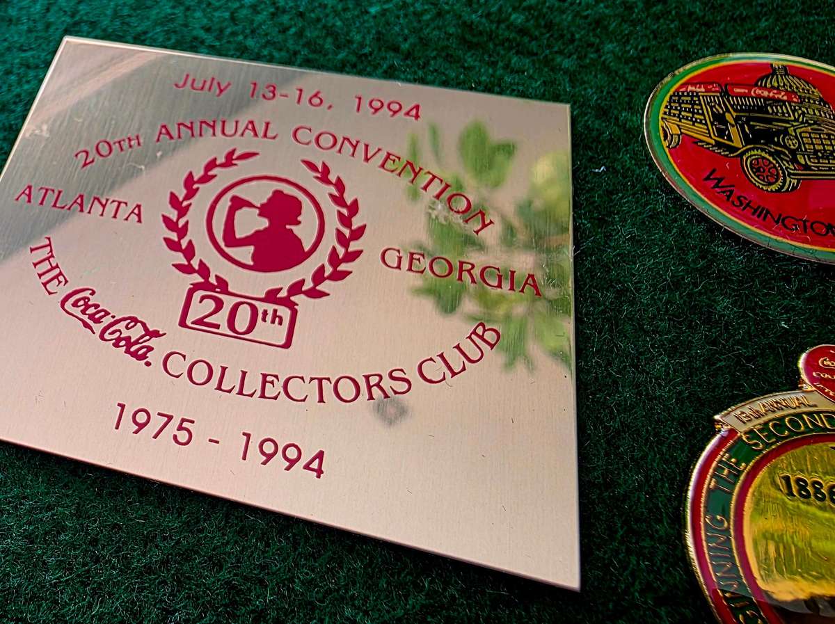1994 COCA-COLA COLLECTORS CLUB - 20TH ANNUAL CONVENTION - 20 PIN PLAQUES