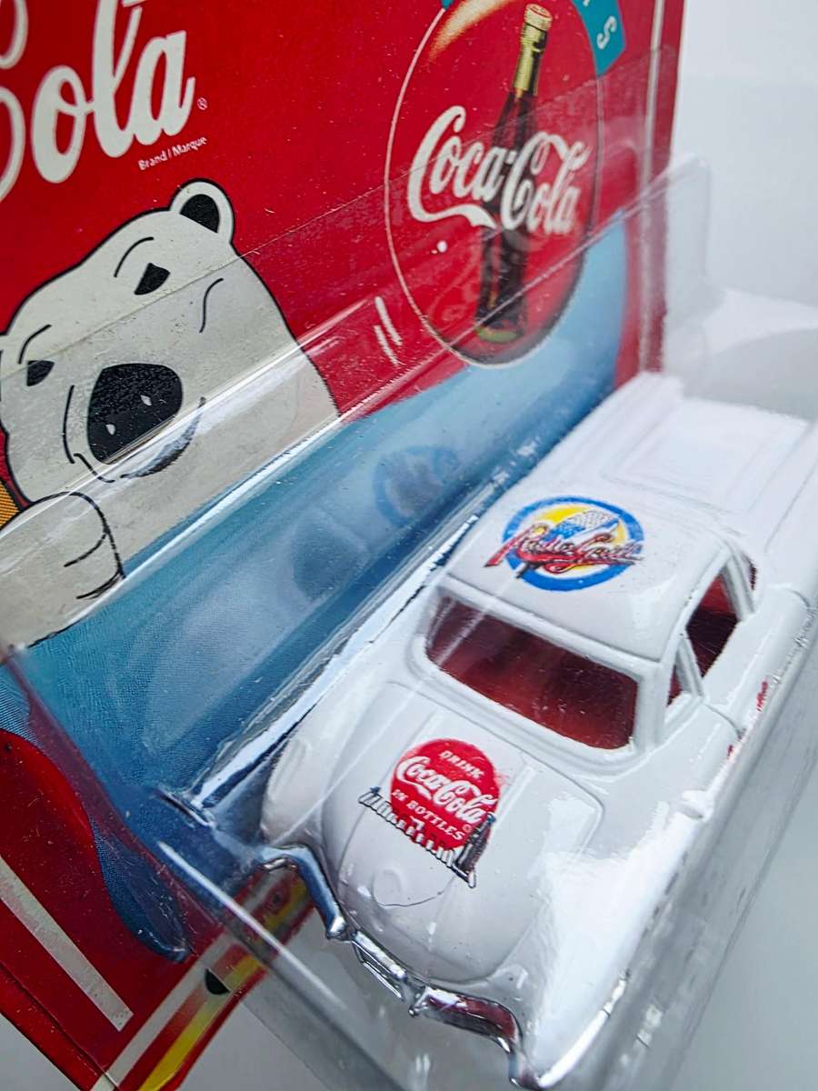 1997 MAJORETTE - CHEVROLET CORVETTE 58  METAL EDITION - IN WHITE  BEAUTIFUL COCA-COLA DESIGN