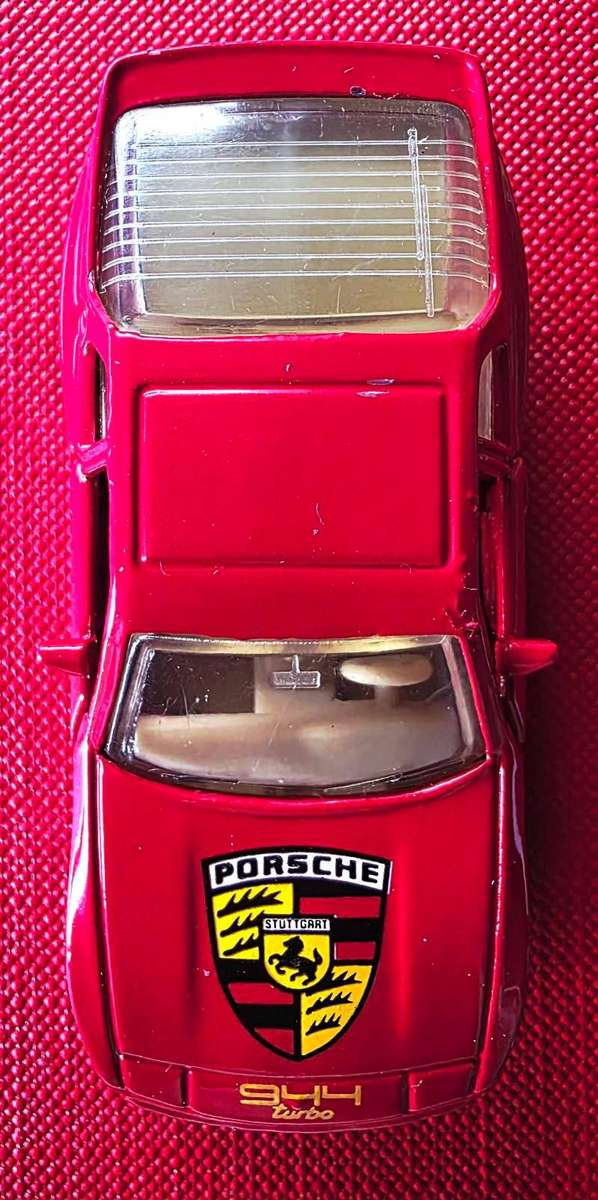  PRISTINE 1987 MATCHBOX MB71 PORSCHE 944 TURBO  ULTRA-RARE BOXED VARIANT! 
