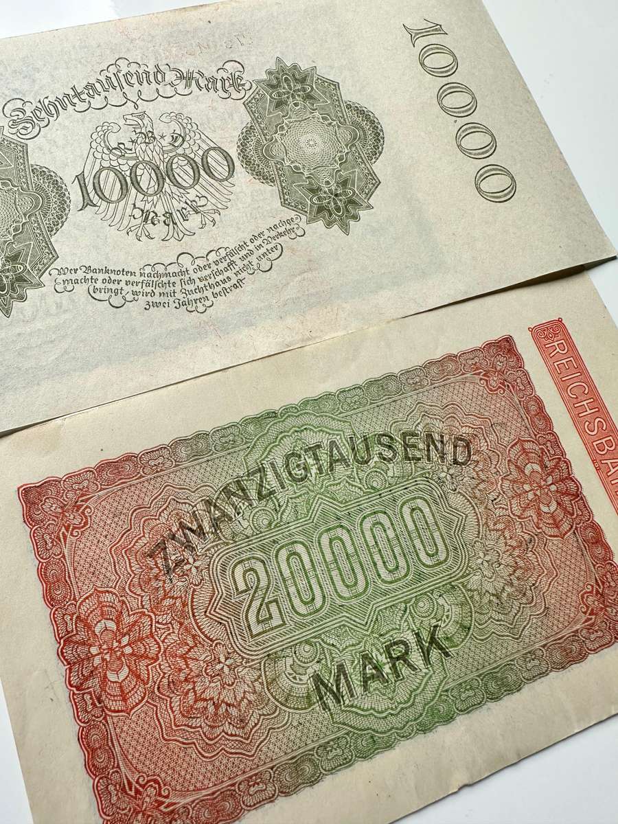 2 GERMAN REICHS BANKNOTEN 1922/23 - EXCLLENT CONDITION - MORE THAN 100 YEARS OLD