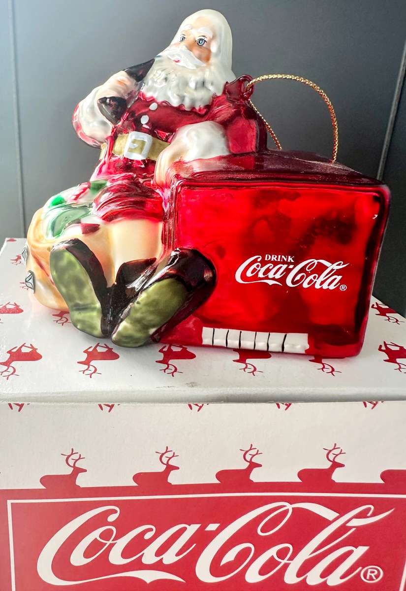 2 X STUNNING COCA COLA ORNAMENTS - 1 TRIM A TREE COLLECTION AND 1 GLASS-BLOWN CAVANAGH'S - CRAZY