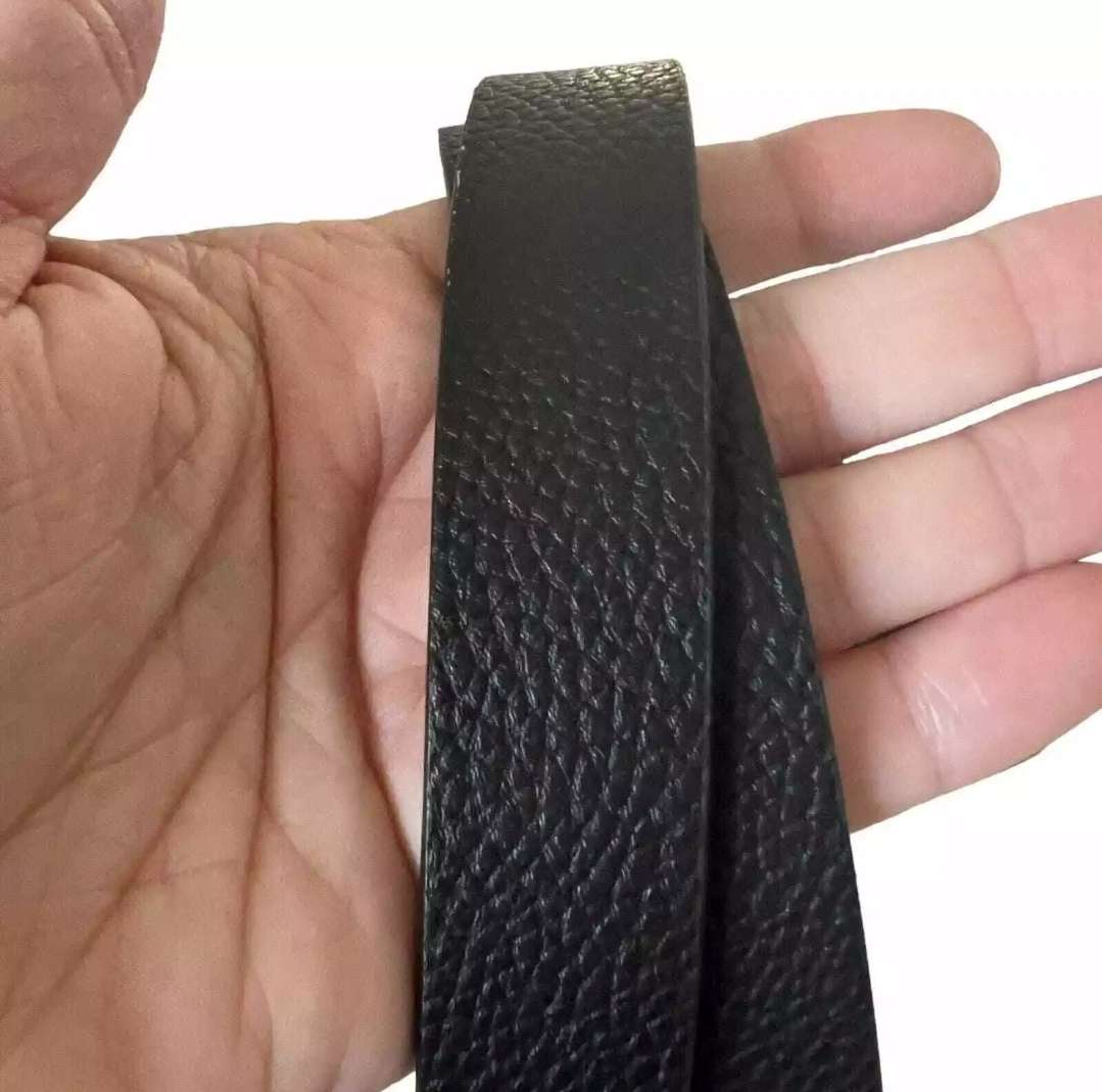 CALVIN KLEIN - CK MONOGRAM BUCKLE SKINNY BLACK BELT - RETAIL $45.00