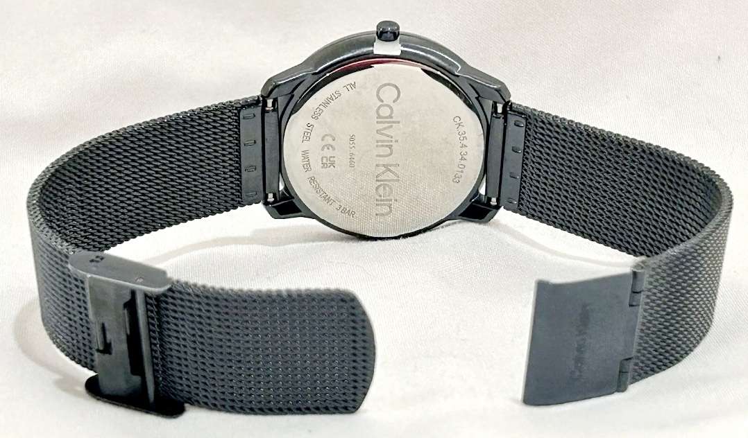 CALVIN KLEIN NAVY BLUE DIAL QUARTZ LADIES WATCH - METAL MESH STRAP - READ!!!