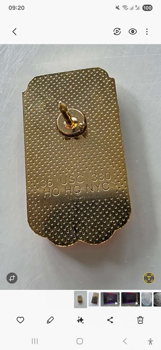 12 x VINTAGE COCA-COLA - LAPEL PINS - TOP LOT - HIGHLY COLLECTIBLE