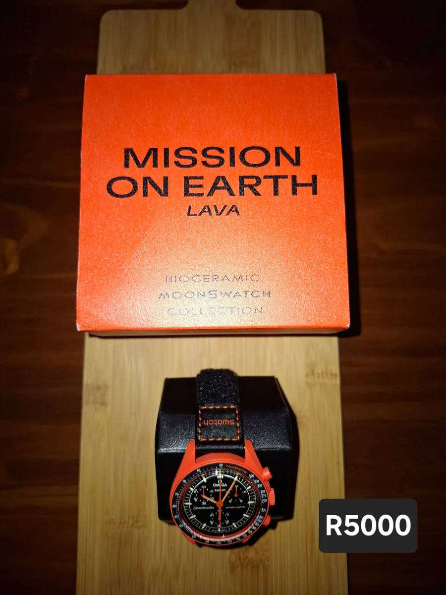 Omega Swatch  Bioceramic  Mission on Earth - Lava
