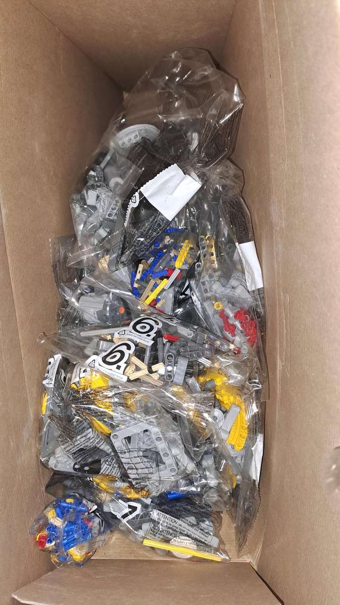 LEGO Technic - 42055 Bucket Wheel Excavator - Brand New - Parts Sealed