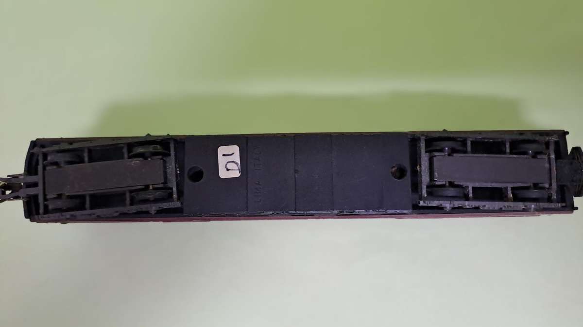 LIMA Train SAR Suburban Locomotive DUMMY UNBOXED