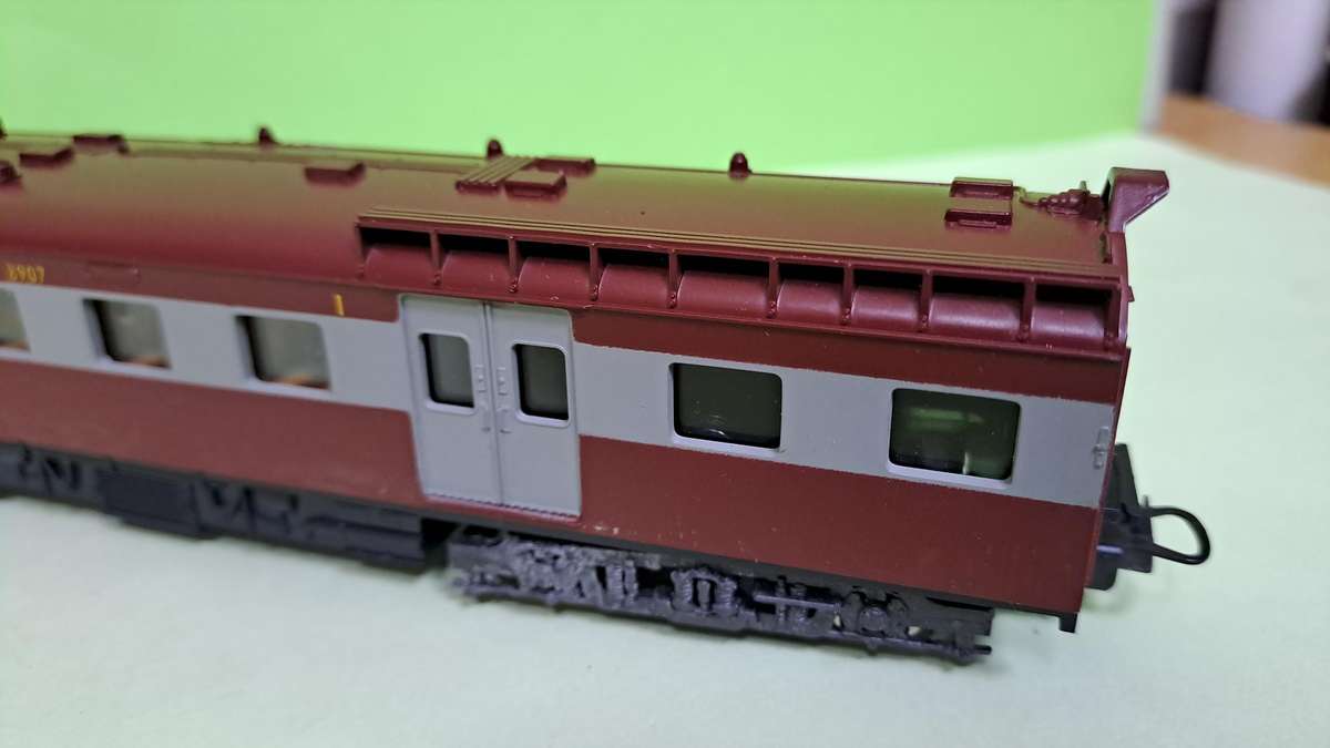 LIMA Train SAR Suburban Locomotive BOXED (Like New)
