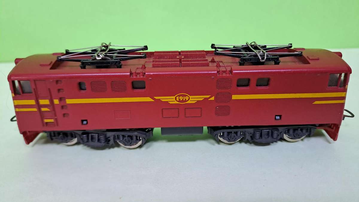 LIMA SAR RED Trans Karoo Locomotive UNBOXED