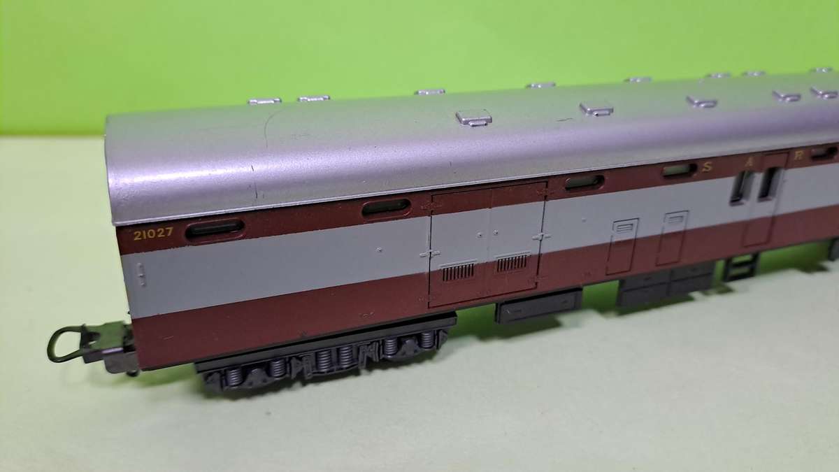 LIMA Train SAR Trans Karoo Baggage Coach UNBOXED
