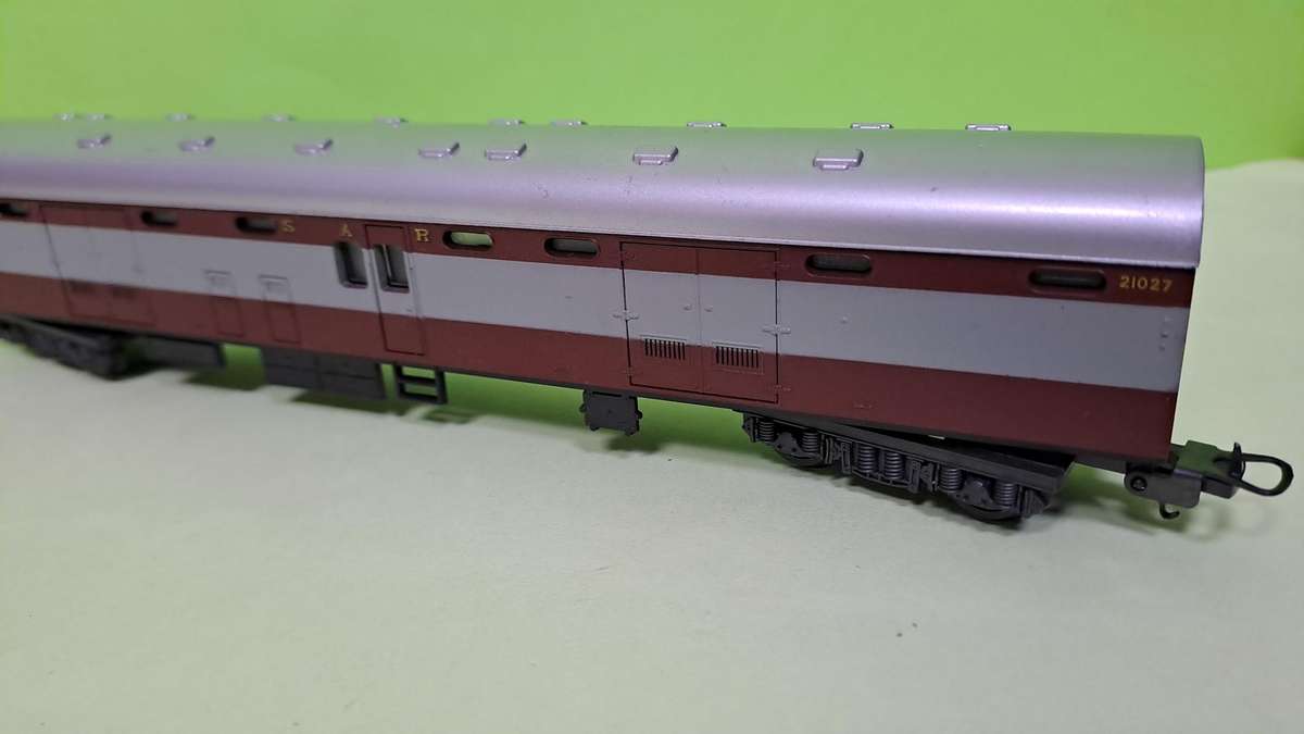 LIMA Train SAR Trans Karoo Baggage Coach UNBOXED