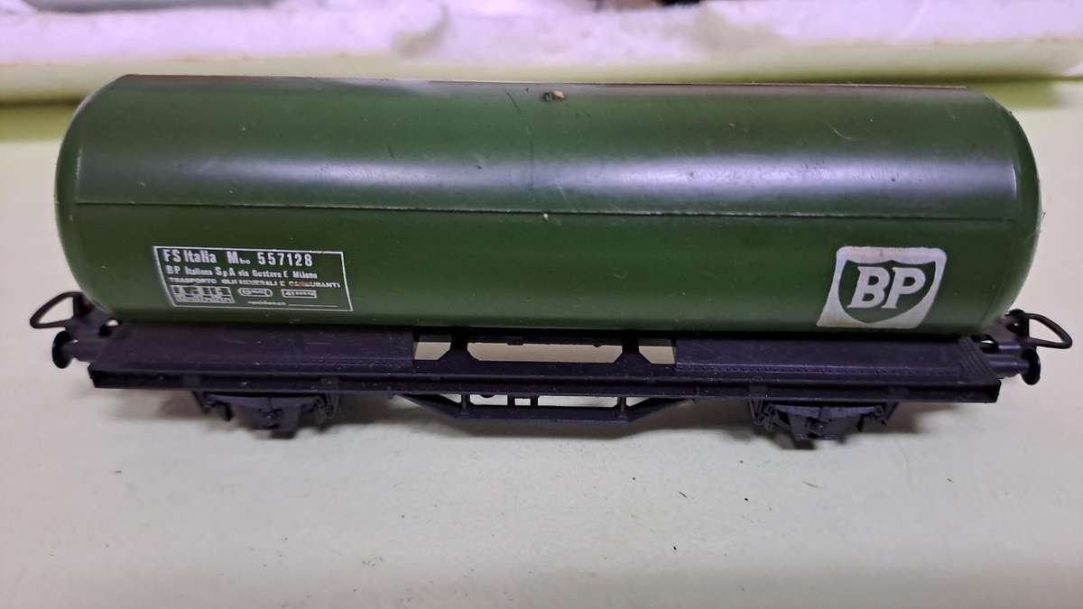 LIMA SAR Train Set (Locomotive with 3 petrol tankers) BOXED