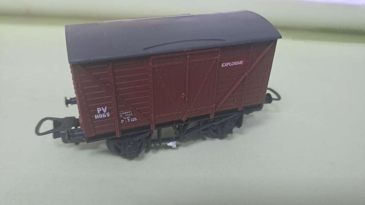 LIMA SAR Train Set (Locomotive with 6 goods wagons) BOXED