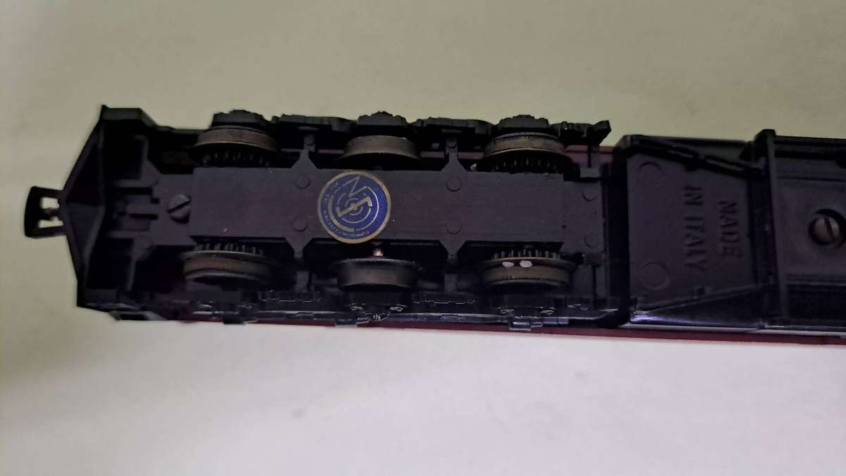 LIMA HO: SAR "Trans Karoo" Class 34 Diesel Loco in New Boxed Operational condition.